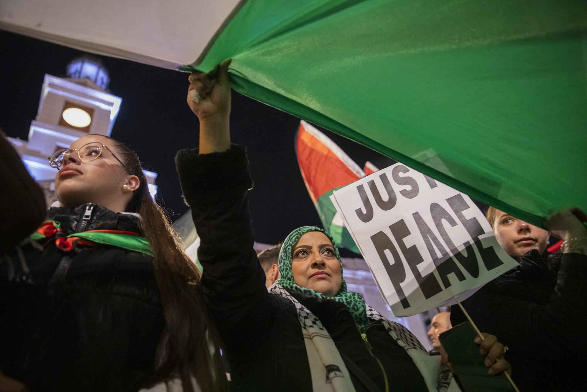 Manifestación  Palestina Sol 231129 - 1